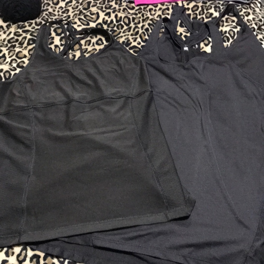 Women’s workout top lot xs/sm